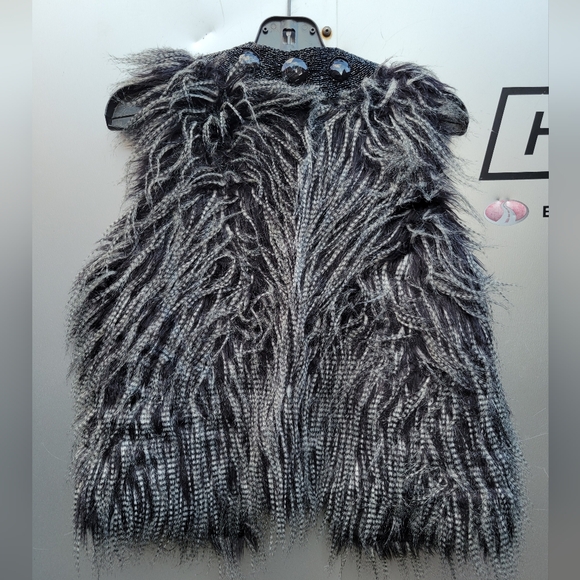 Ladies Cynthia Rowley vest, size small. Great condition - Picture 3 of 5